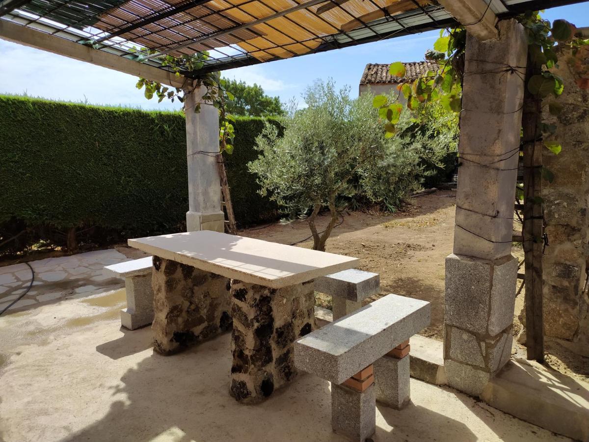 Casa Rural Mi Descanso Valdefuentes de Sangusín Exterior foto